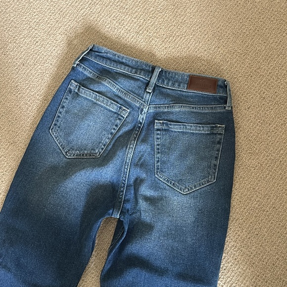 HOLLISTER ULTRA HIGH RISE MOM JEAN W25 L27 - Picture 7 of 8